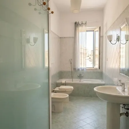 Casa Nina - Al Massimo * Palermo